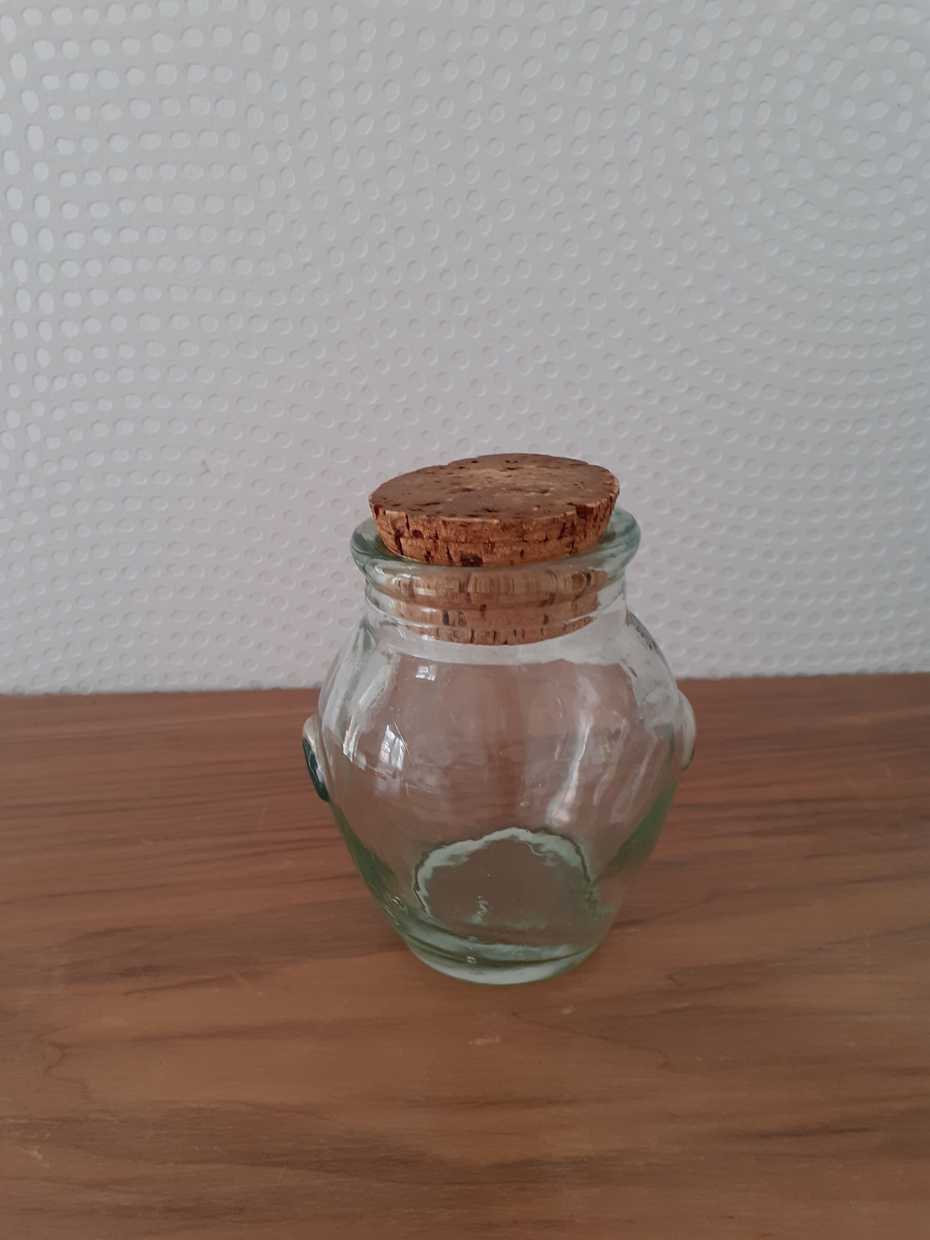 6 glass jars with vintage cork caps