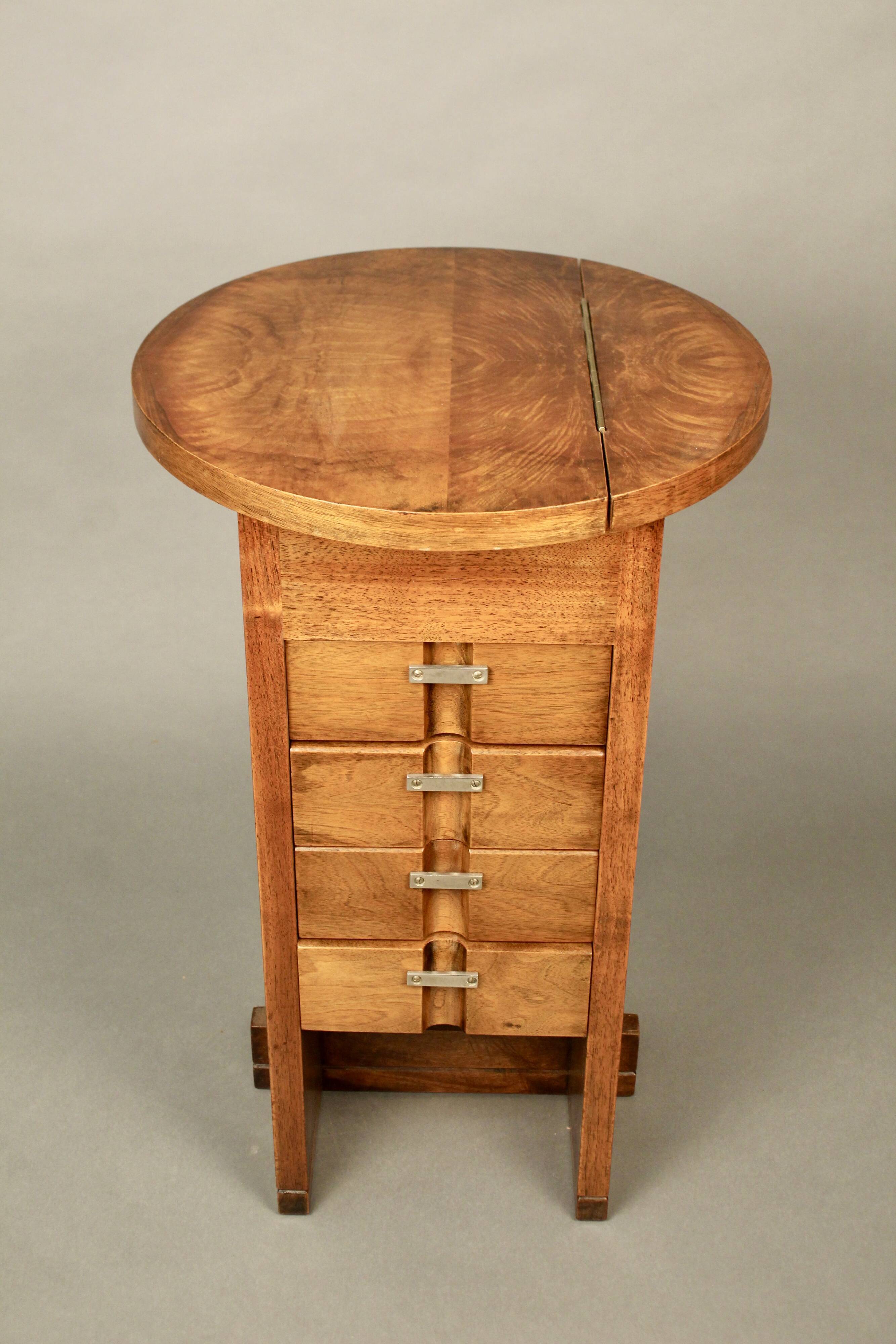 Bedside Walnut drawer XIX