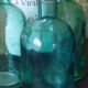 Bouteilles en verre bleu