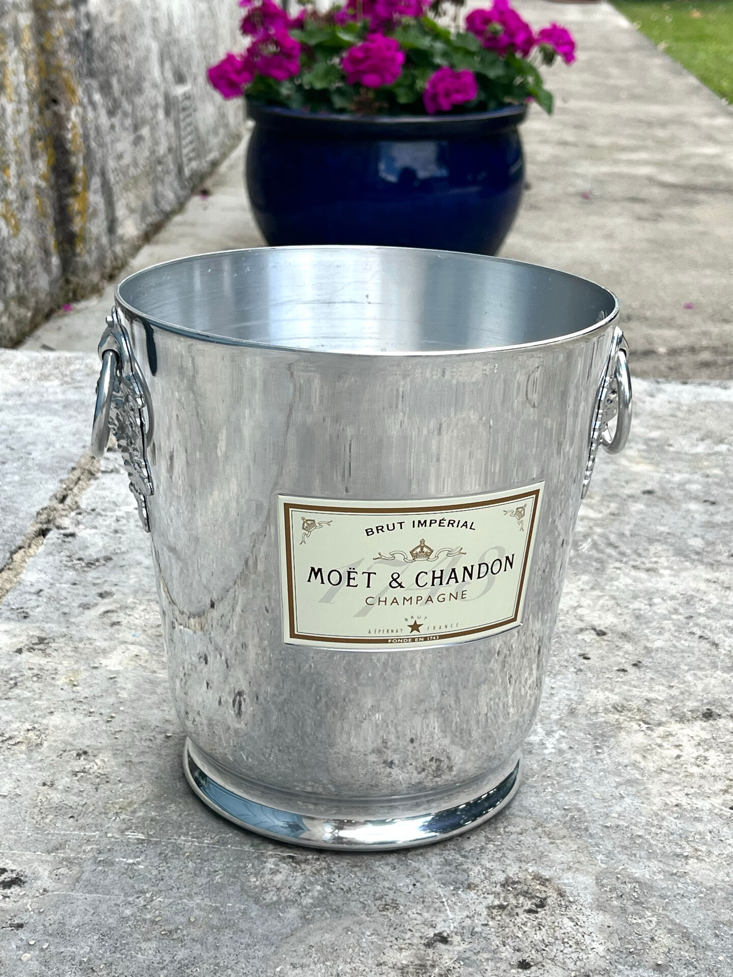 Seau à champagne Moët & Chandon par Argit