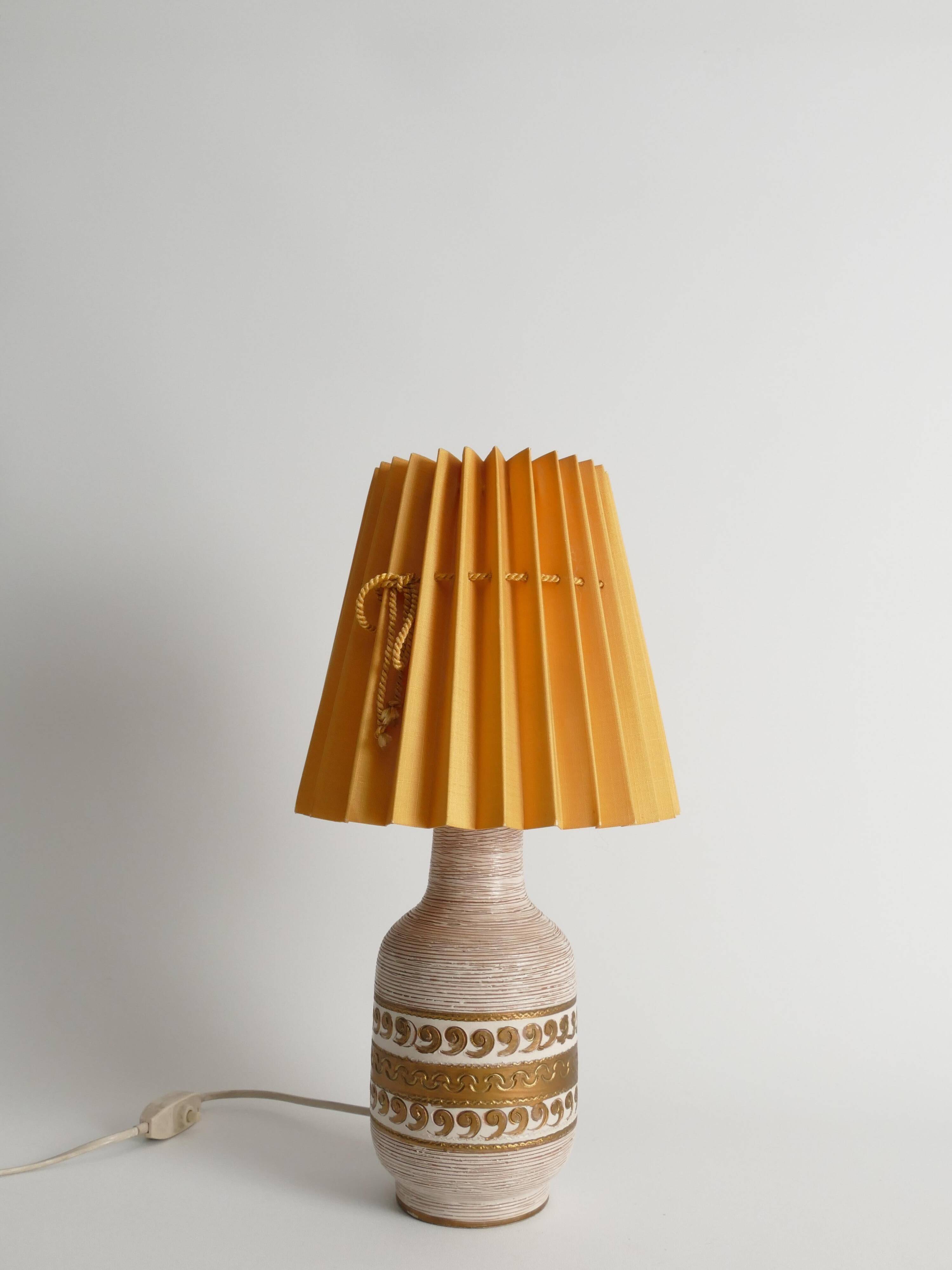 White and Gold Ceramic Table Lamp by Fratelli Fanciulacci, Italy 1970's