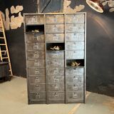 Strafor 3-column clamshell cabinet