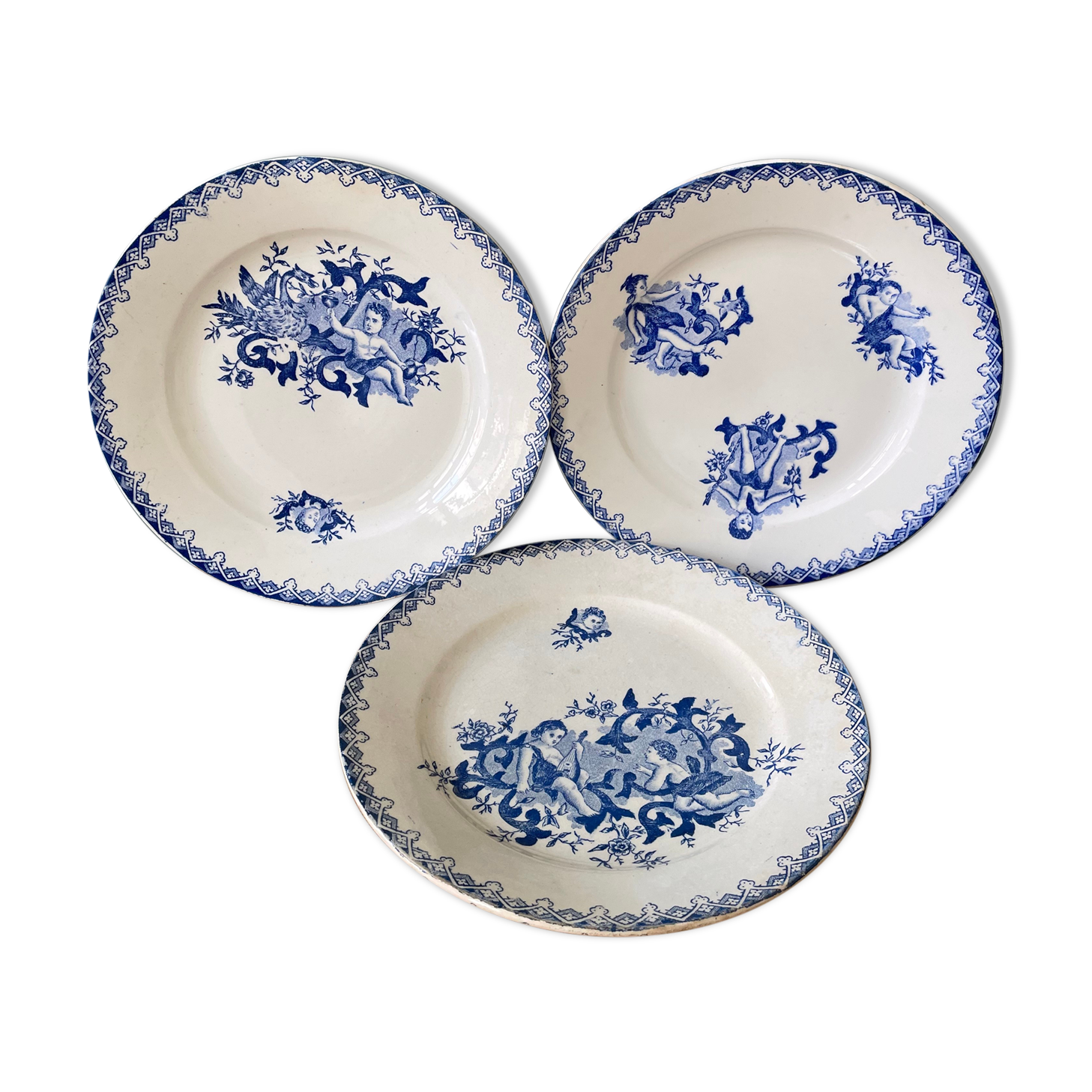 Set of 3 plates terre de fer, collection amours, earthenware of onnaing