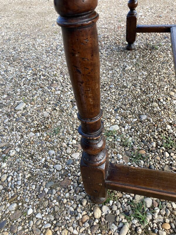 Table à écrire en noyer