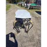 19th-century butcher's table made of wrought iron and twisted.