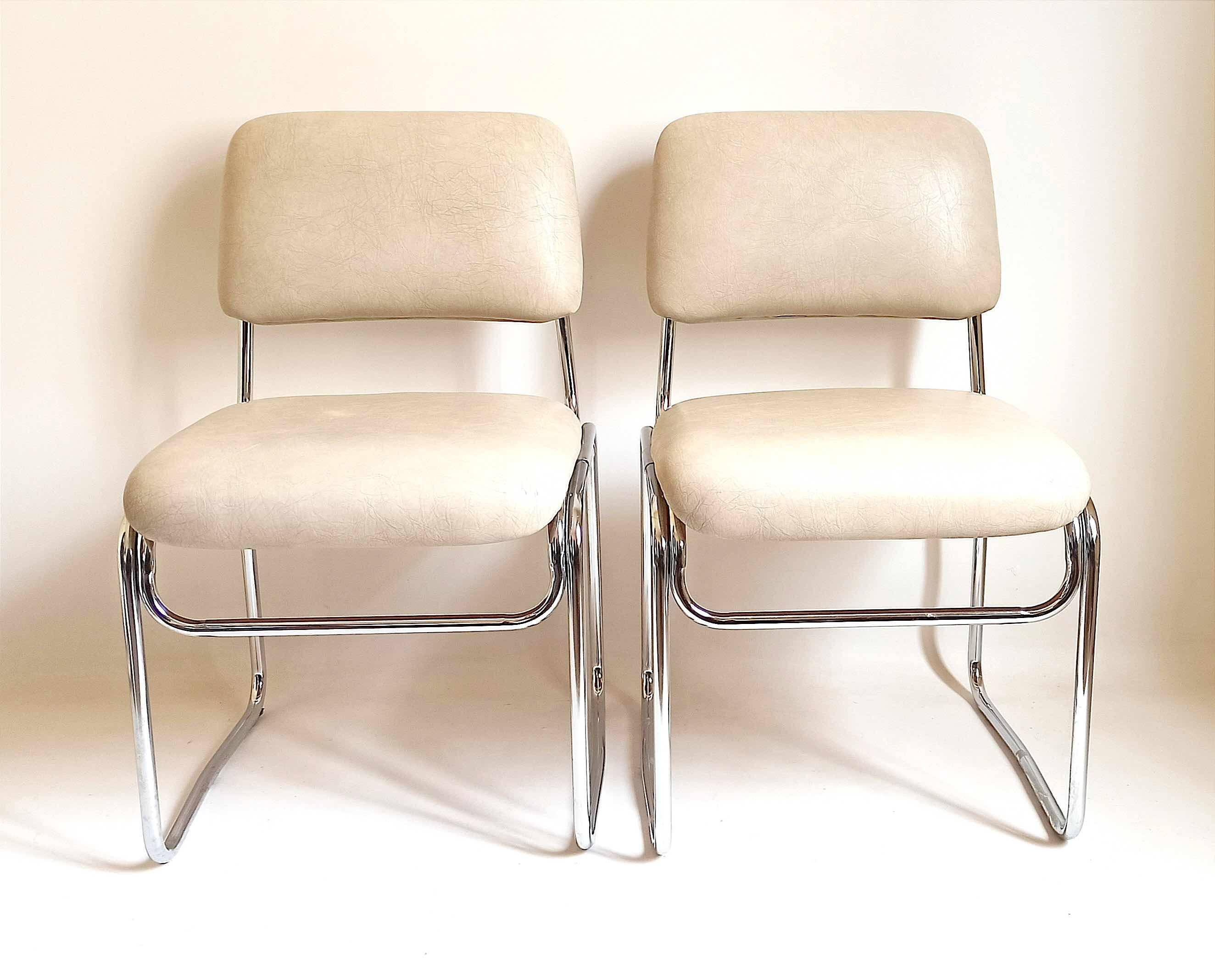 Pair of Skai and chrome metal visitor chairs 1970s