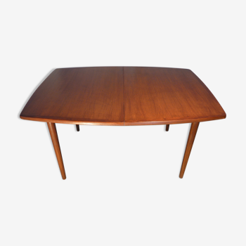 Scandinavian vintage extendable rectangular table