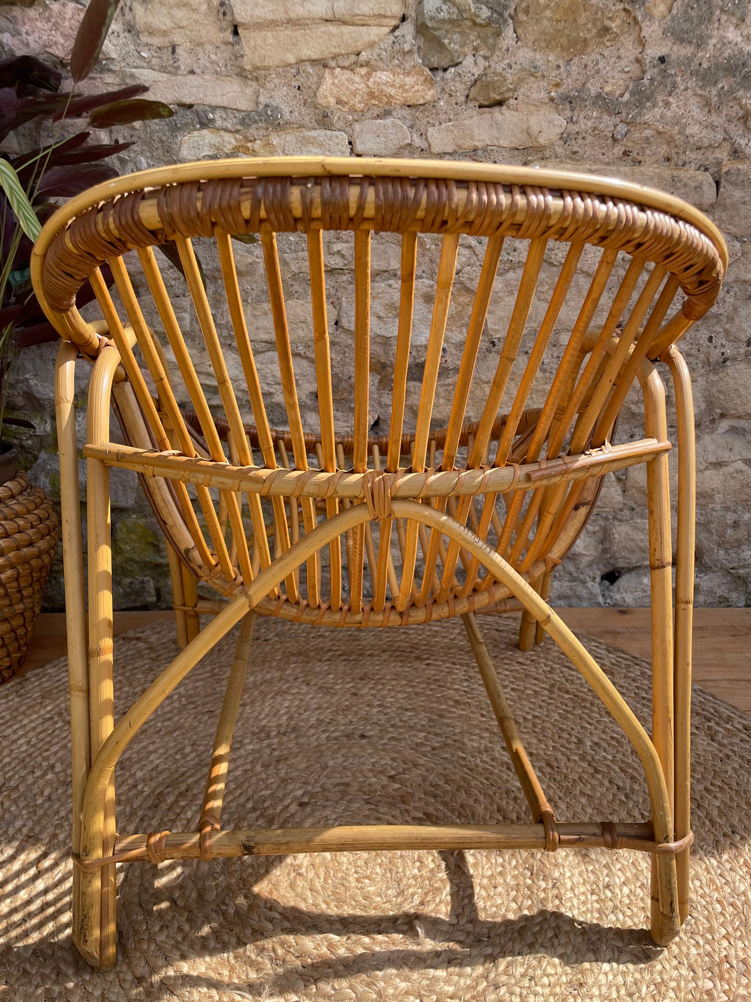 Rattan basket chair
