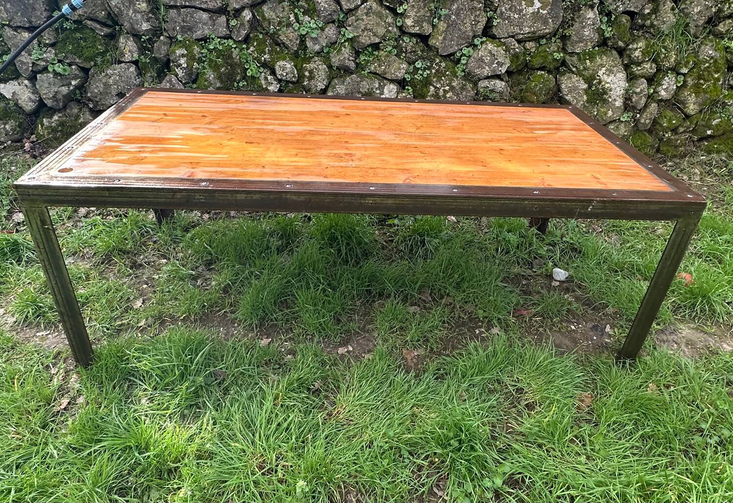 Large industrial table in wood and metal