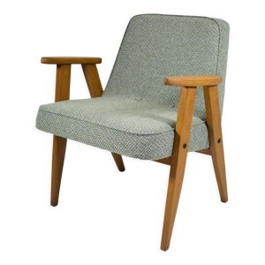 Fauteuil 366 de j. chierowski,