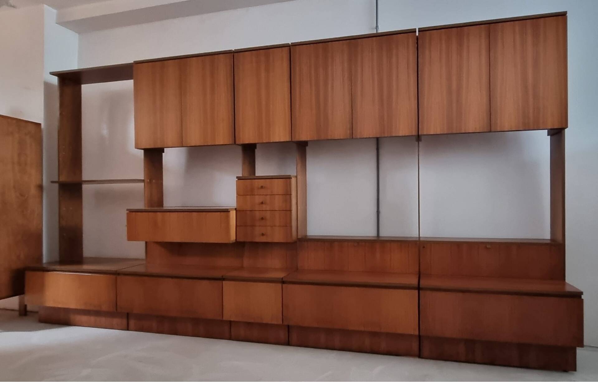 1970s wall system