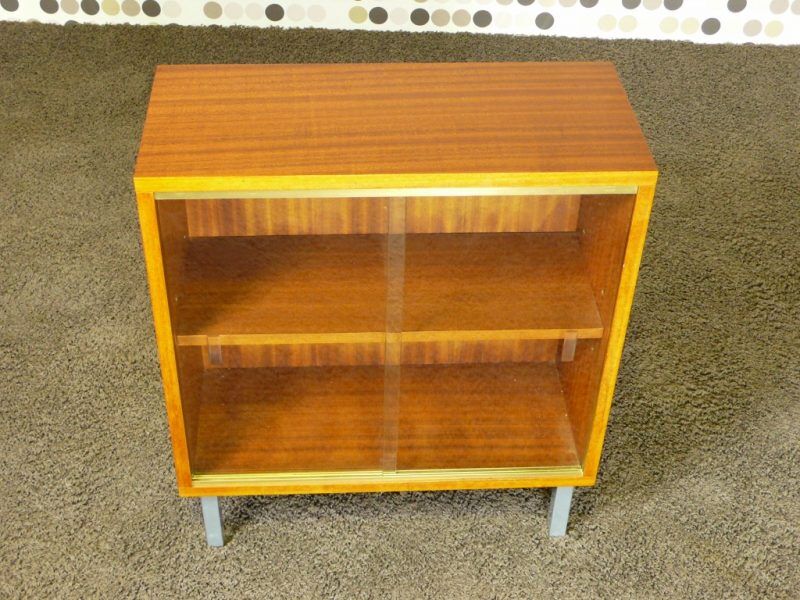 Low shelf 60 years blond mahogany showcase