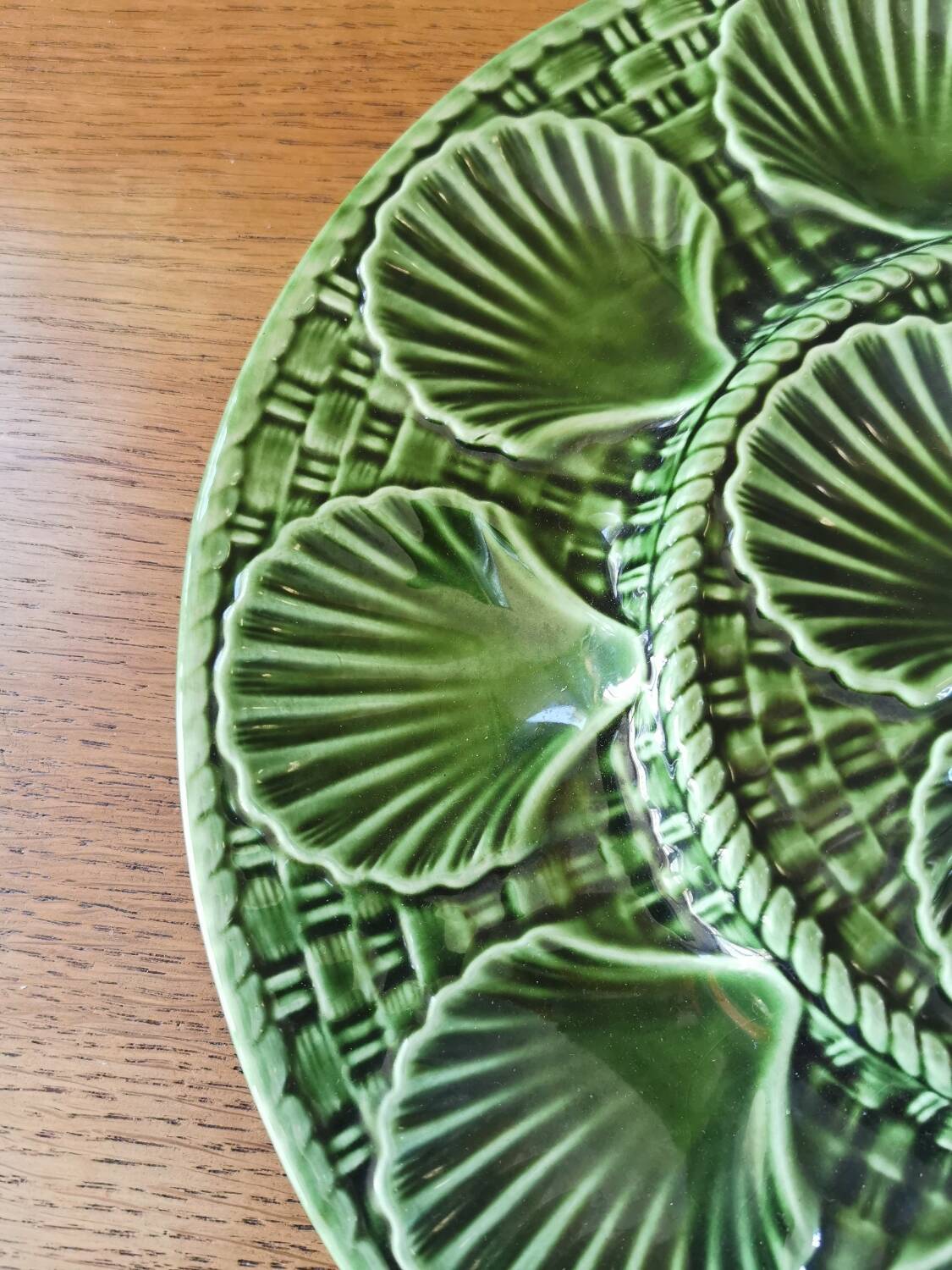 Service à coquillages en barbotine Longchamp