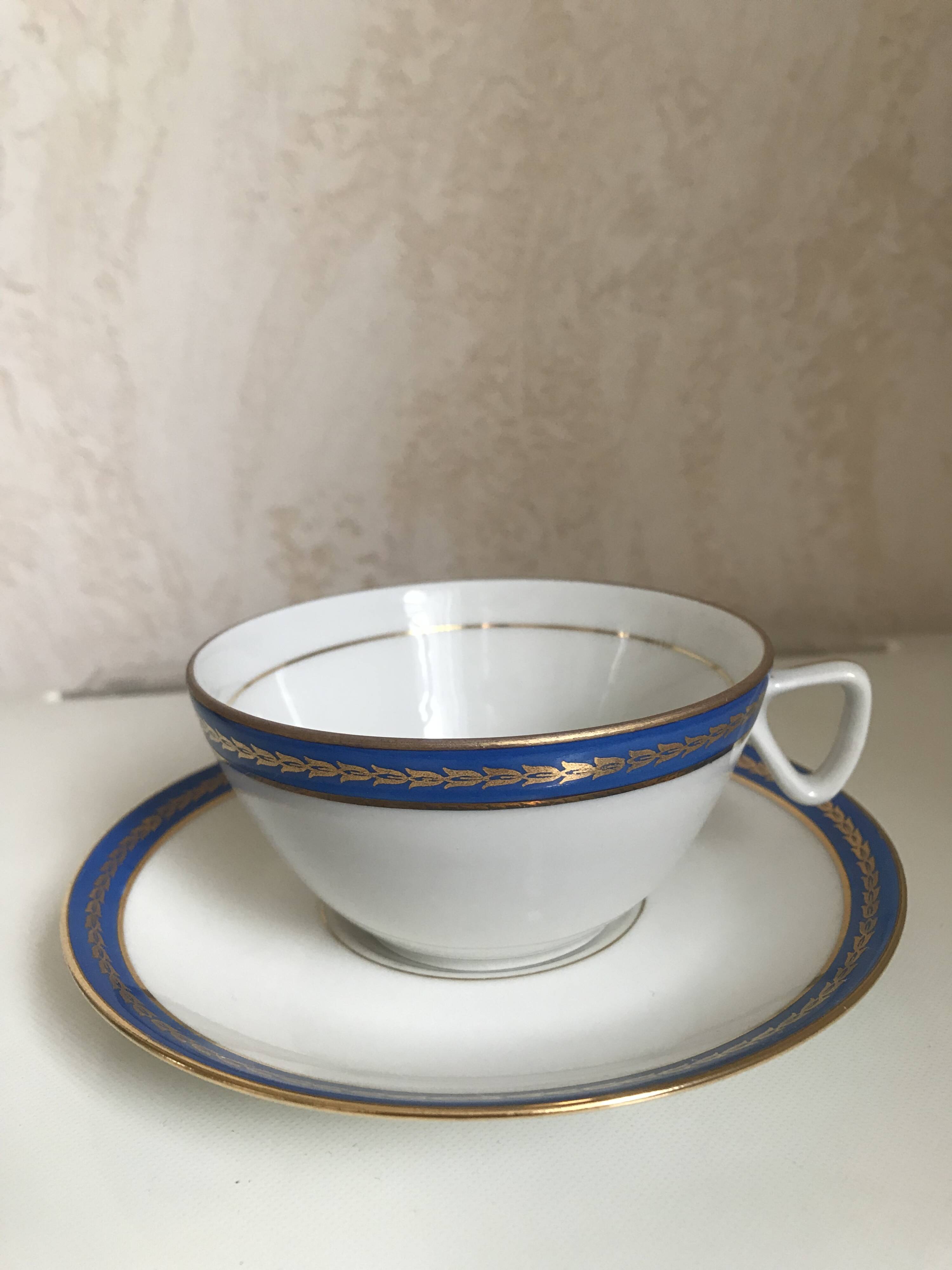 Porcelain cup