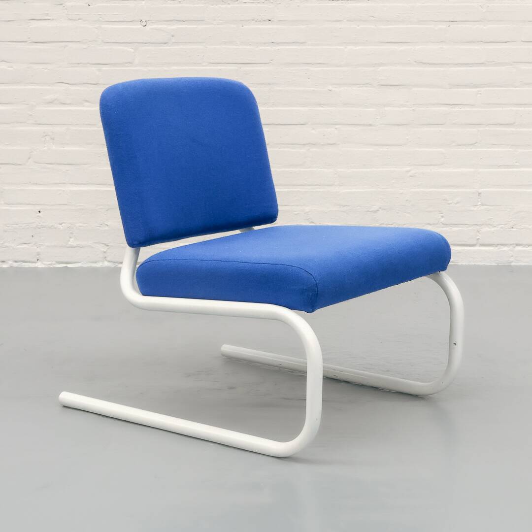 Postmodern Blue Tubular Frame Lounge Chair