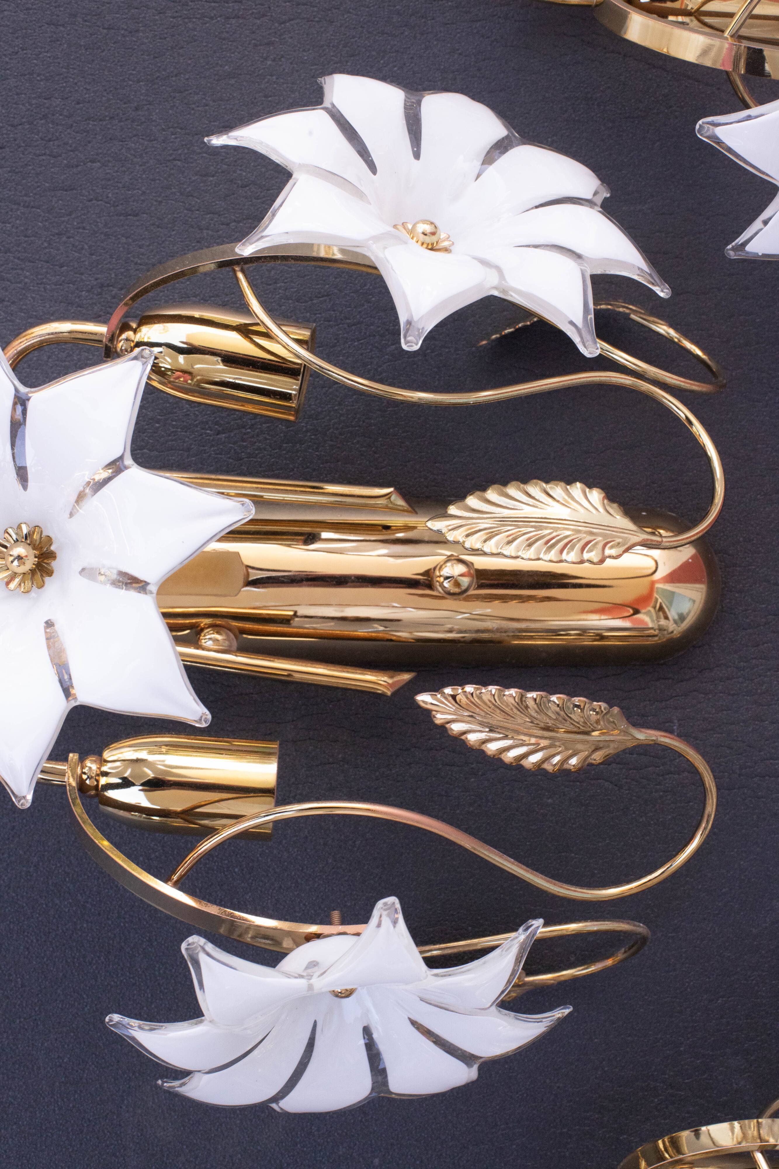 Set of 4 Murano White Flowers Wall Light, 1970s