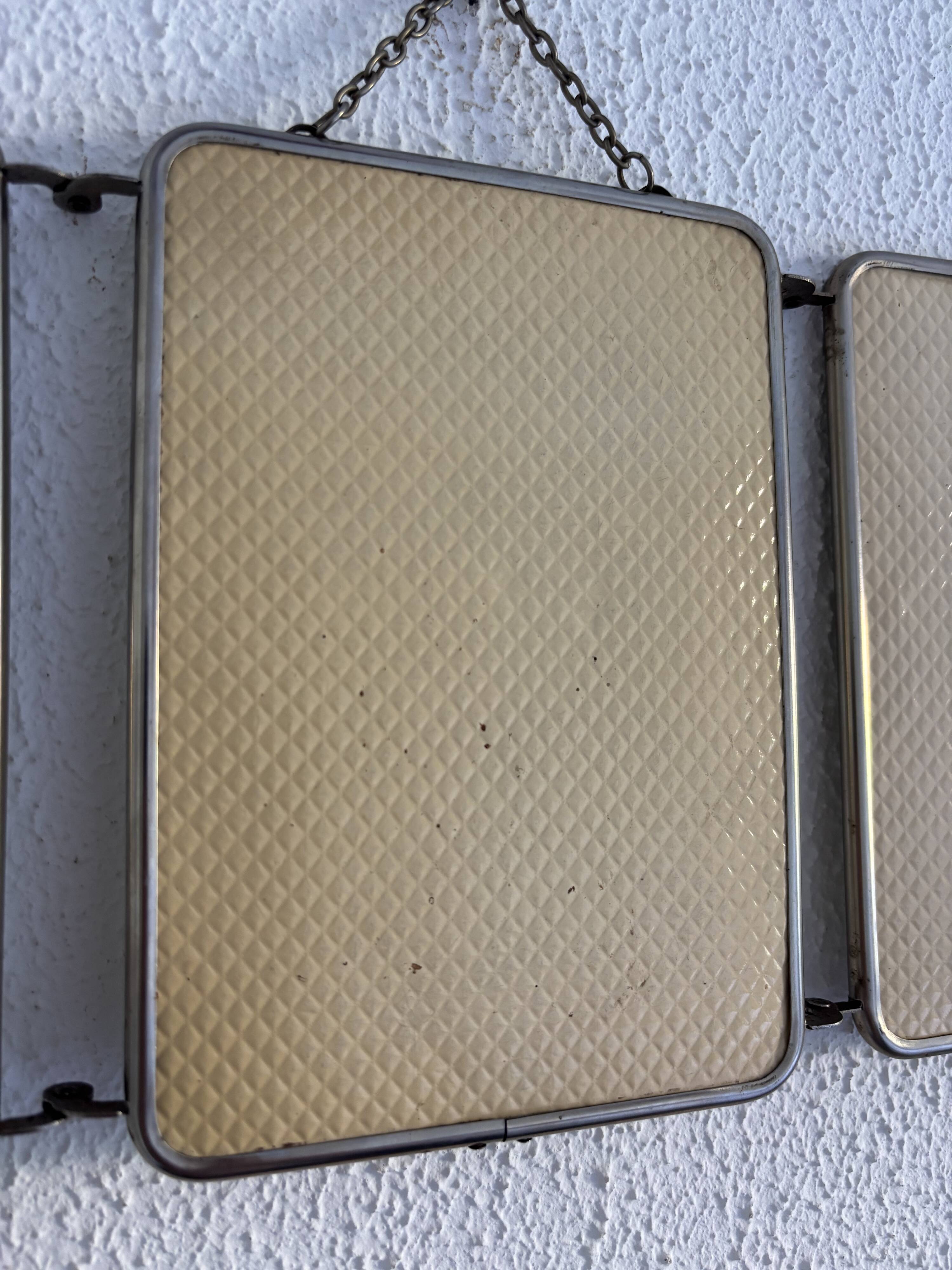 Vintage 1960 triptych barber mirror ivory quilted - 21 x 50 cm
