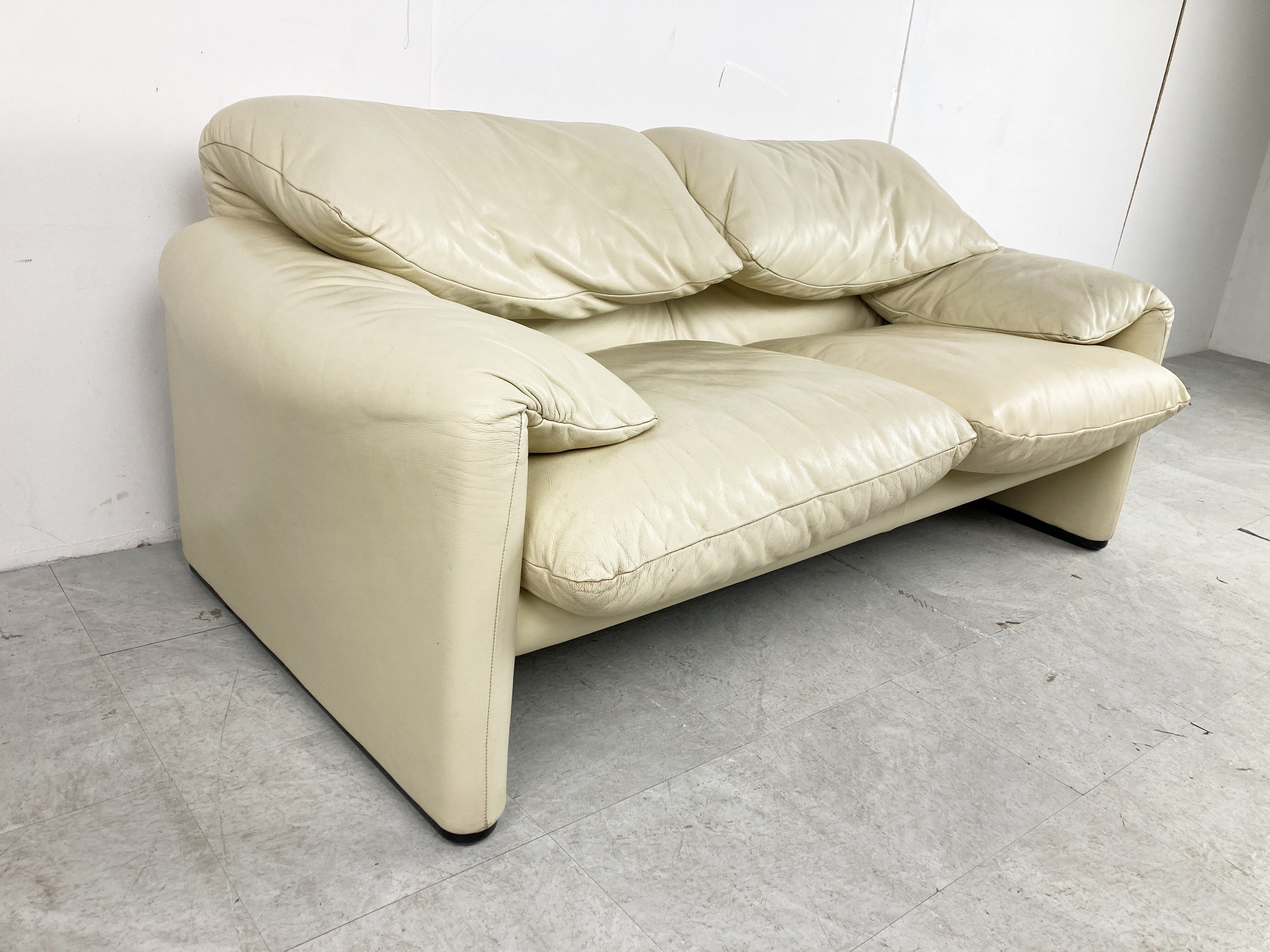 Leather Maralunga sofa by Vico Magistretti for Cassina