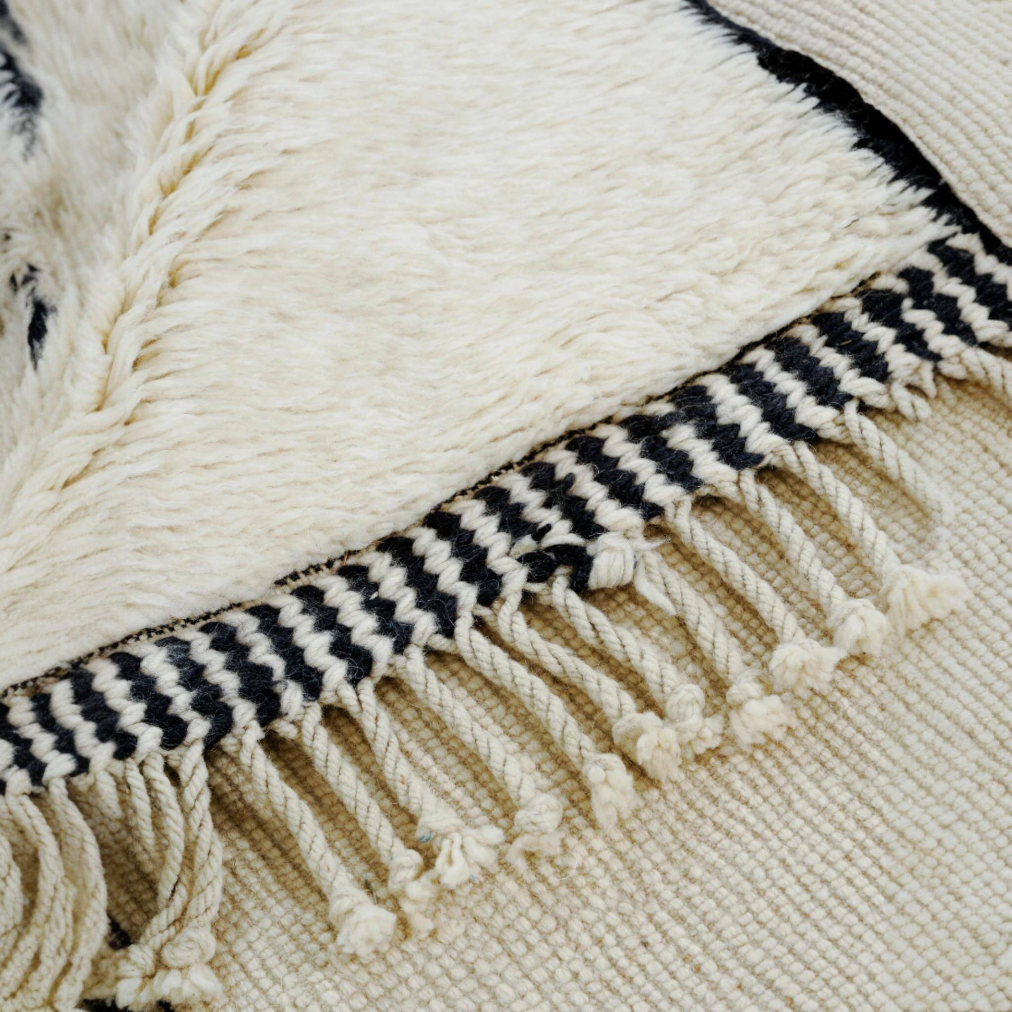 Berber rug in natural wool 3x2 m
