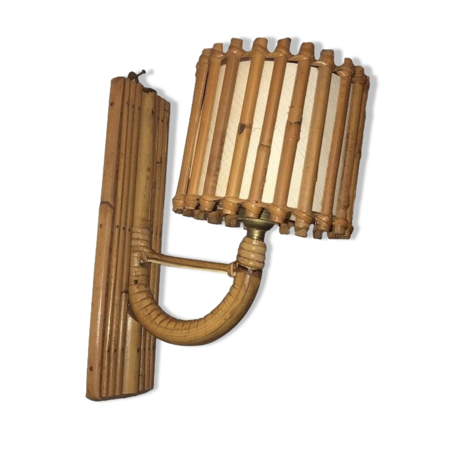 Vintage rattan wall lamp