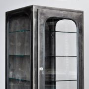 Cabinet médical vintage, années 1970