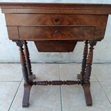 Travailleuse Louis Philippe en acajou