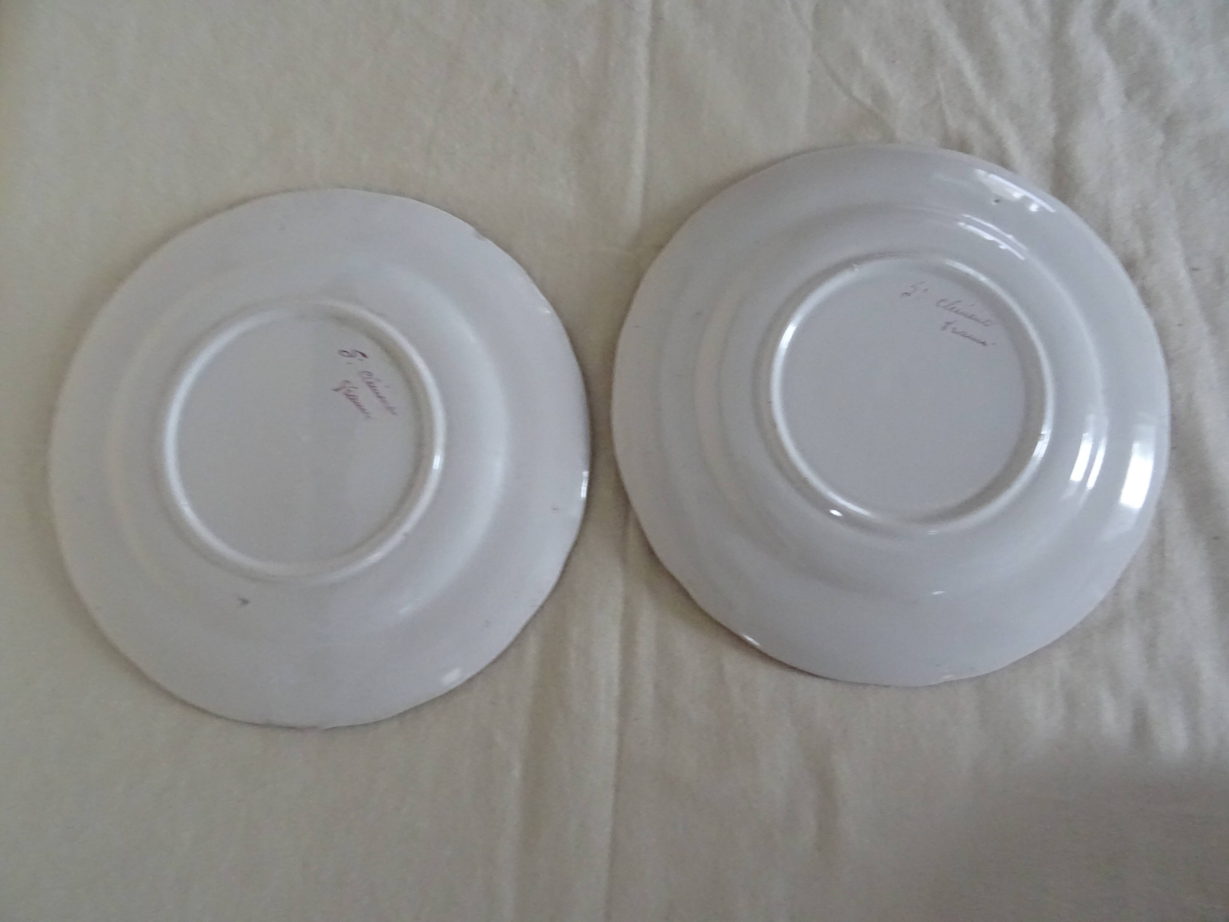 2 flat plates red flower faience Saint Clément