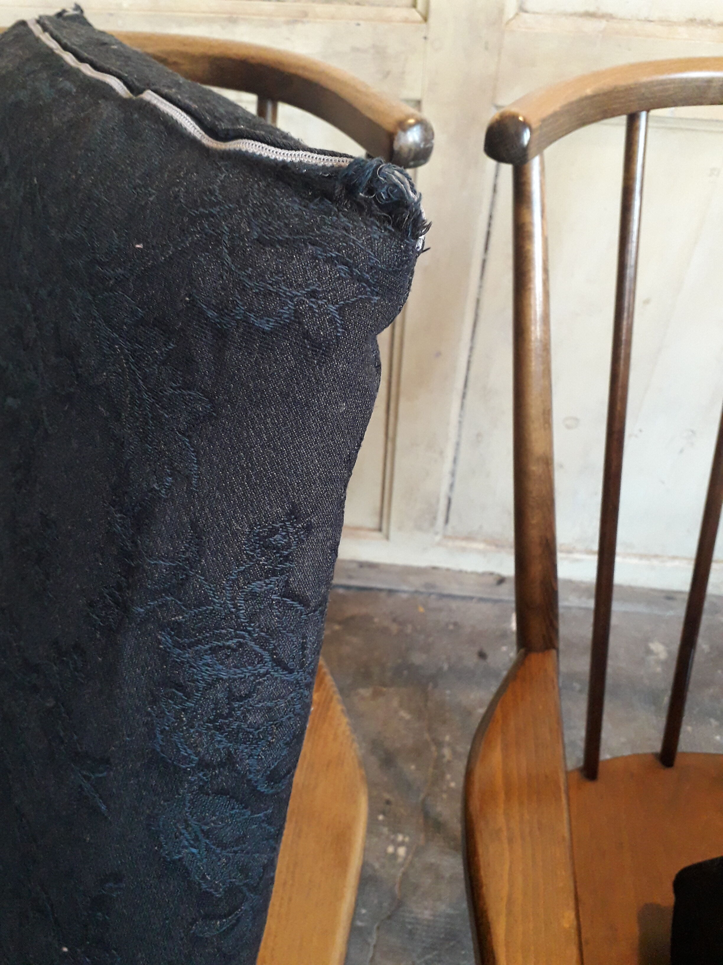 Pair of armcchairs fan Baumann