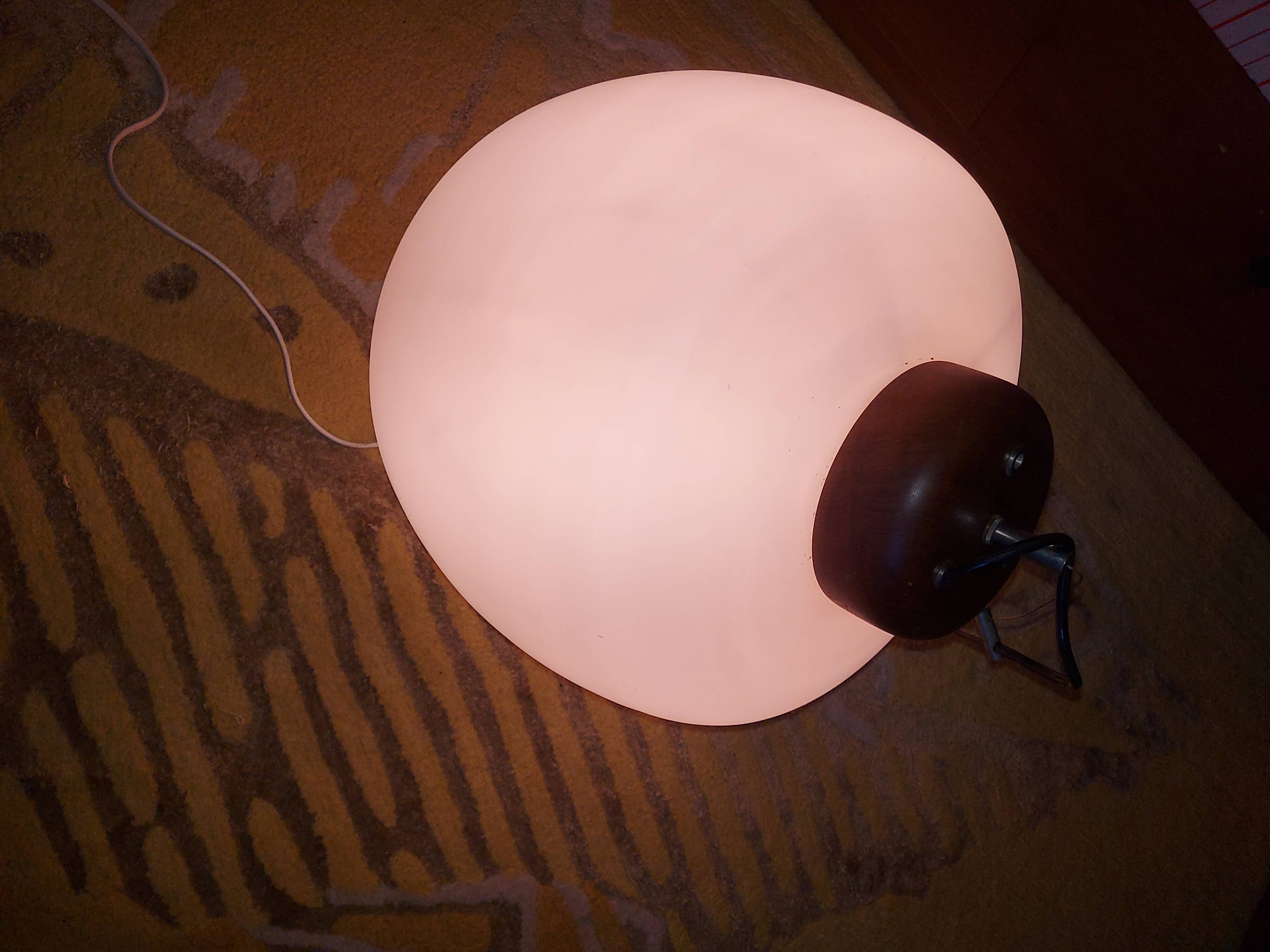 50's, 60'S design pendant lamp in opaline and teak by Goffredo Reggiani.