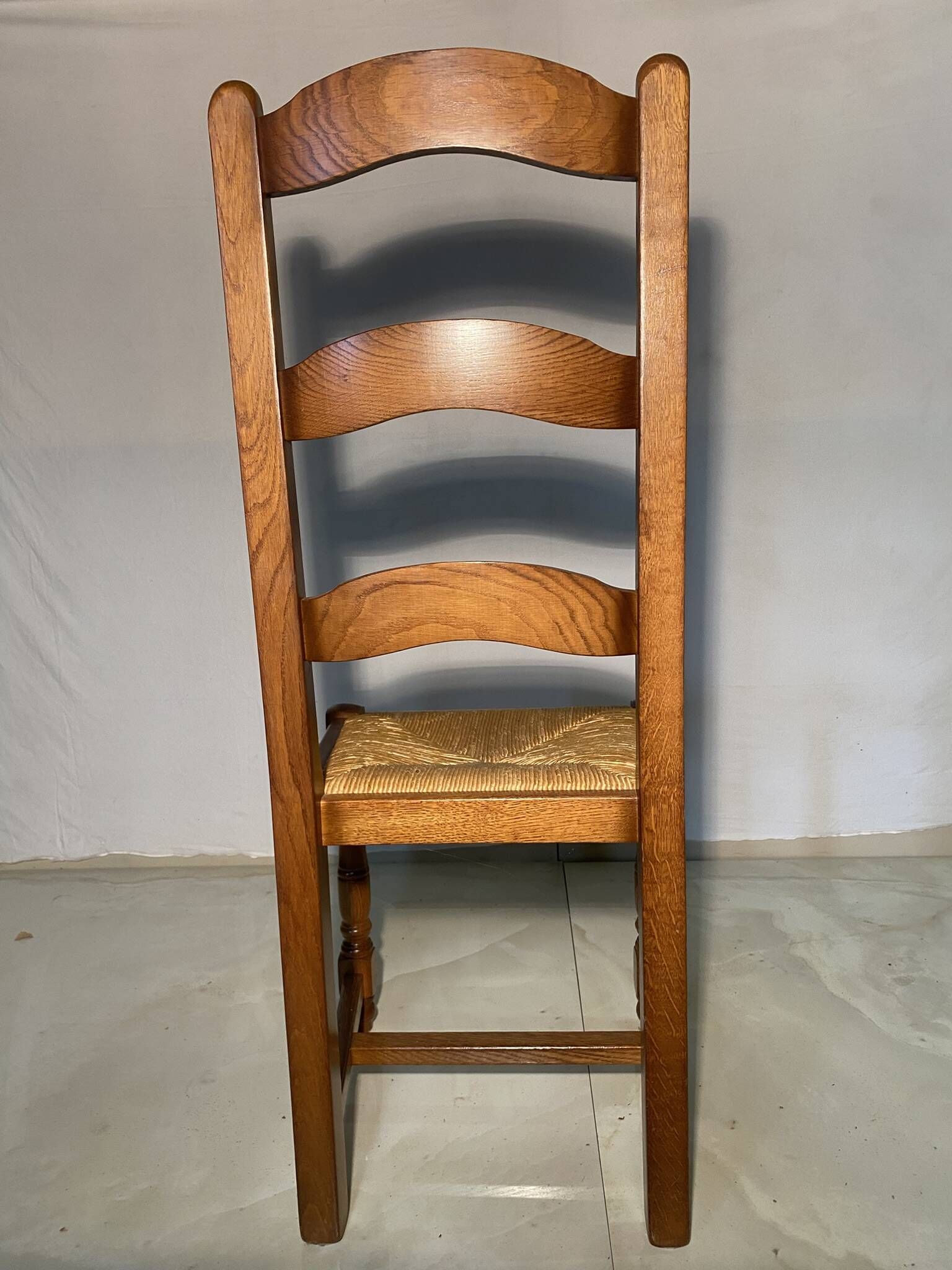 Set of 6 solid wood chairs with straw seats - Rustic style