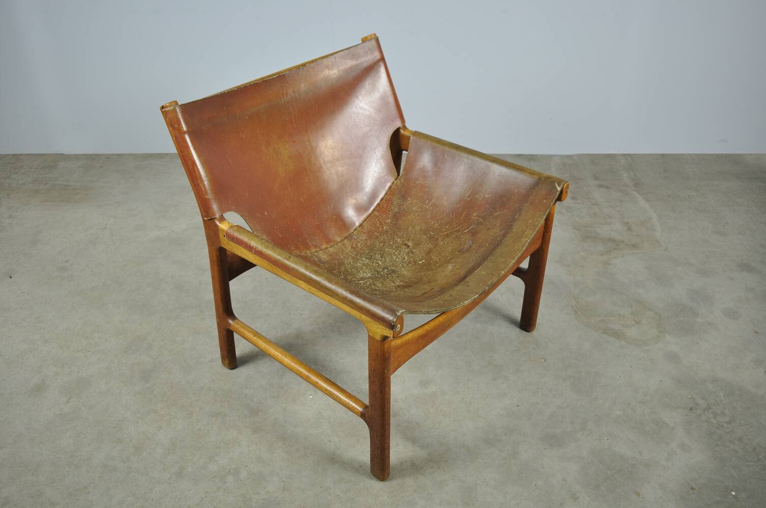 A/S MIKAEL LAURSEN / vintage leather armchair / Illum Wikkelsø / Denmark 1960s