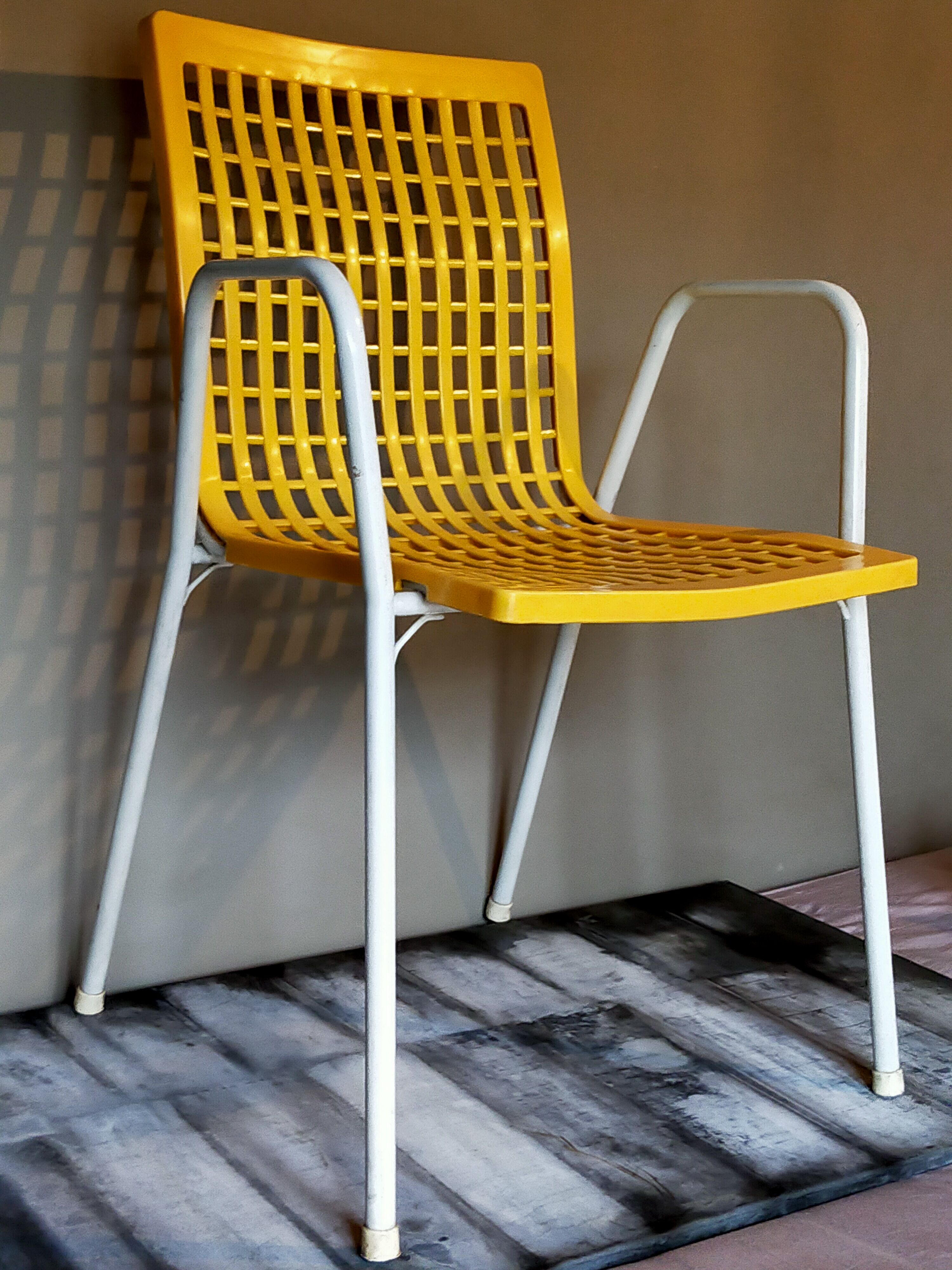 Chaise design vintage Grosfillex n°2070