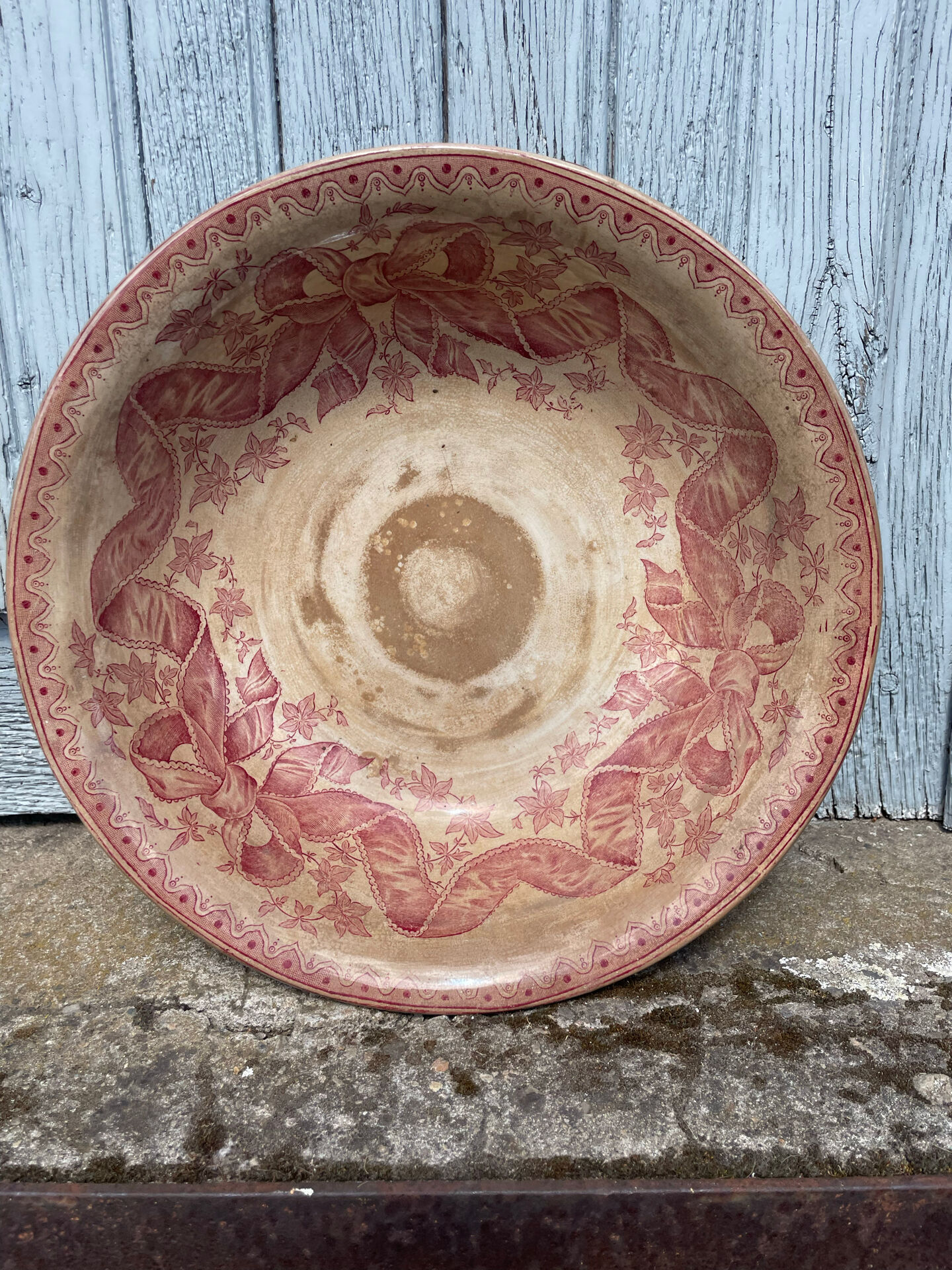 Large ironstone basin model Rosette U&C Sarreguemines