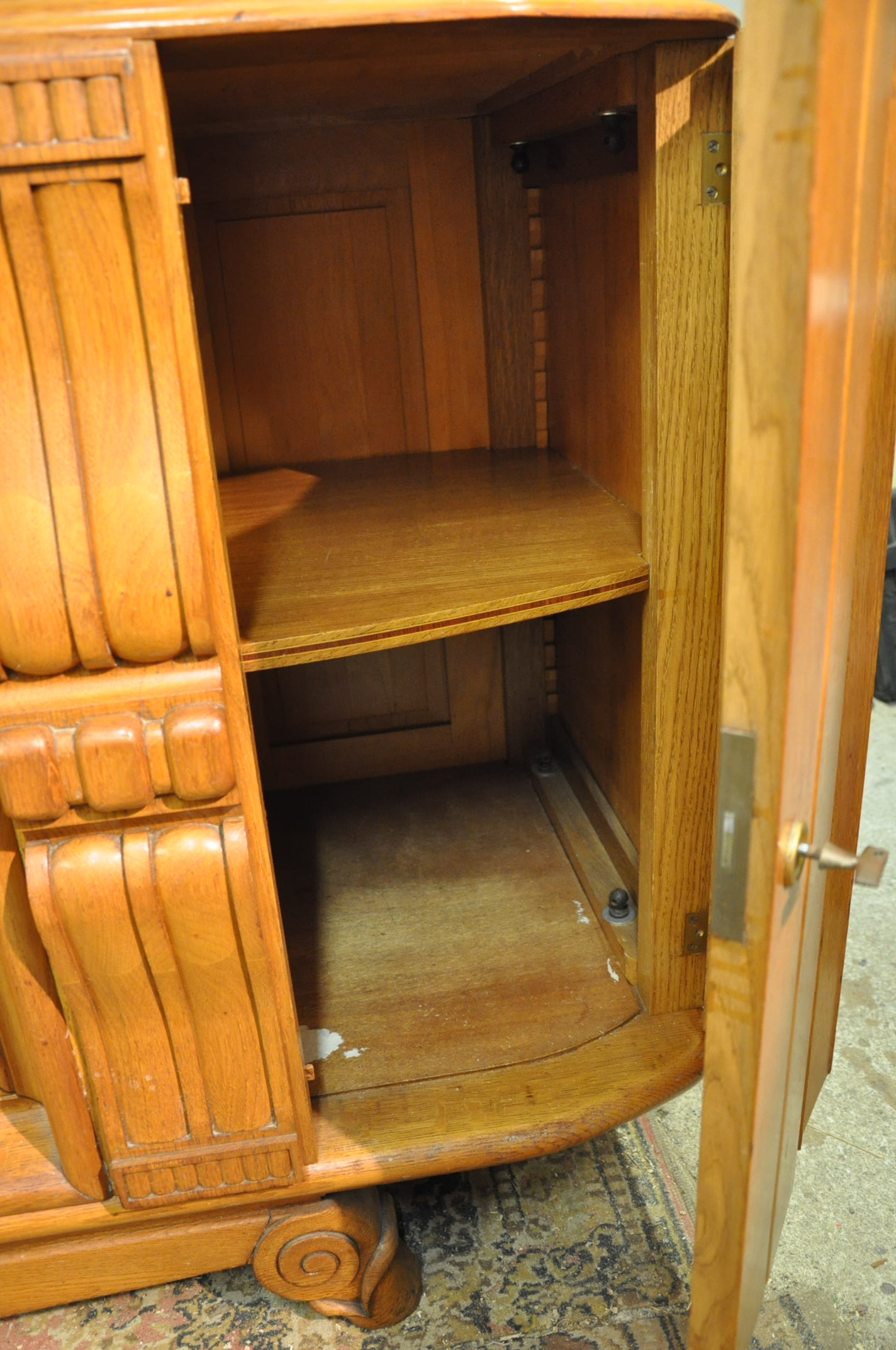 Buffet in oak 50