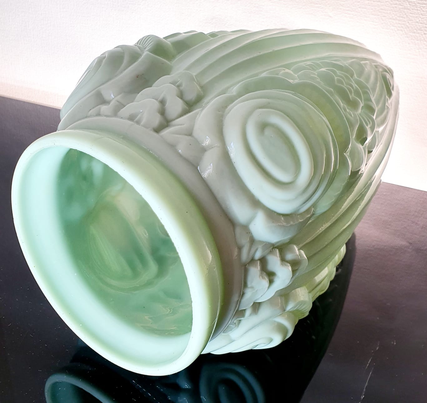 Vase en opaline Art Deco