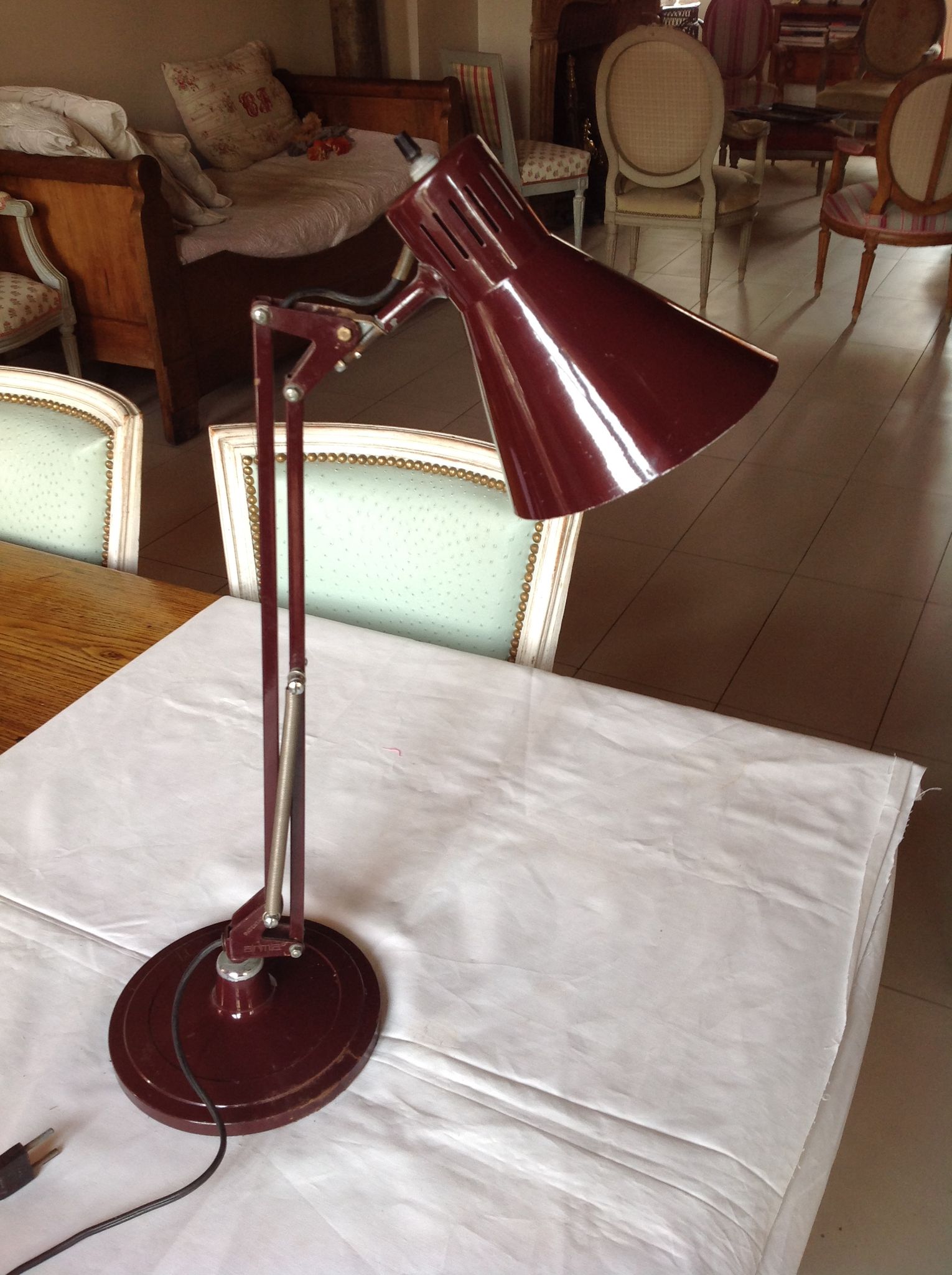 Vintage desk lamp, orientable, burgundy, 70s, brand AIRIMIA
