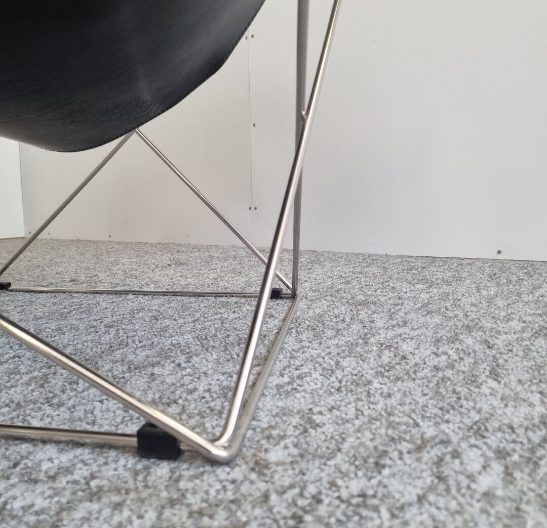 Pierre Paulin Butterfly armchair by Artifort '80