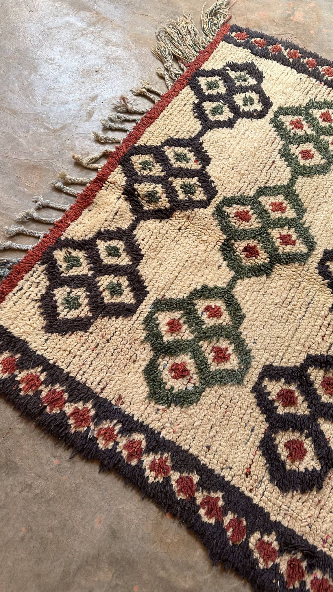 Tapis Marocain coloré Boujad - 263 x 135 cm