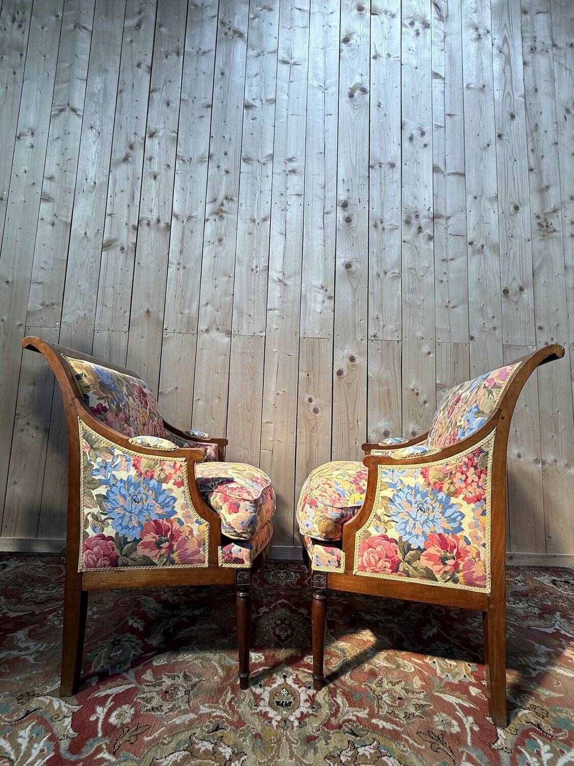 Pair of large armchairs in Louis XVI - Neoclassical style