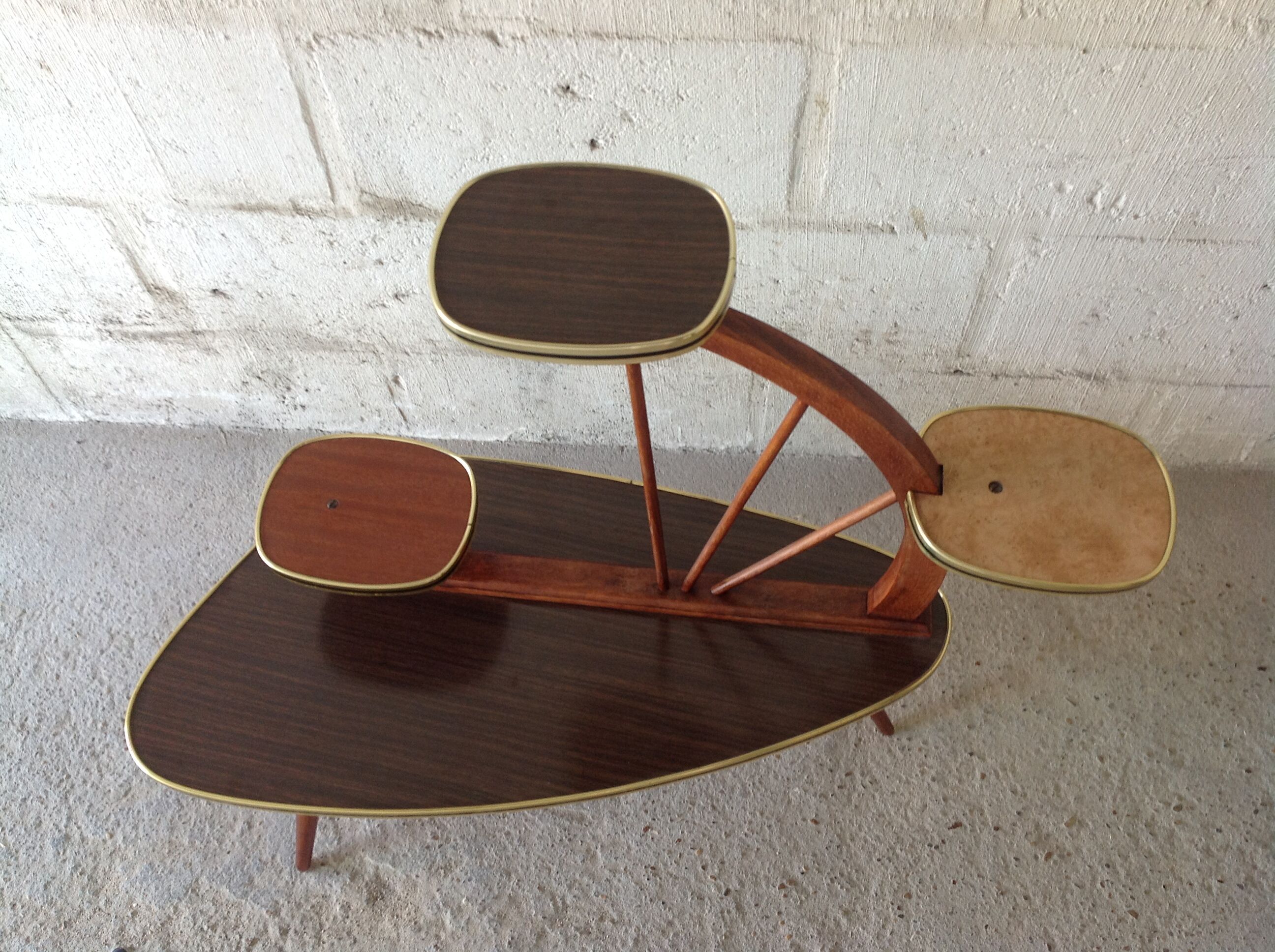 Vintage plant holder in formica
