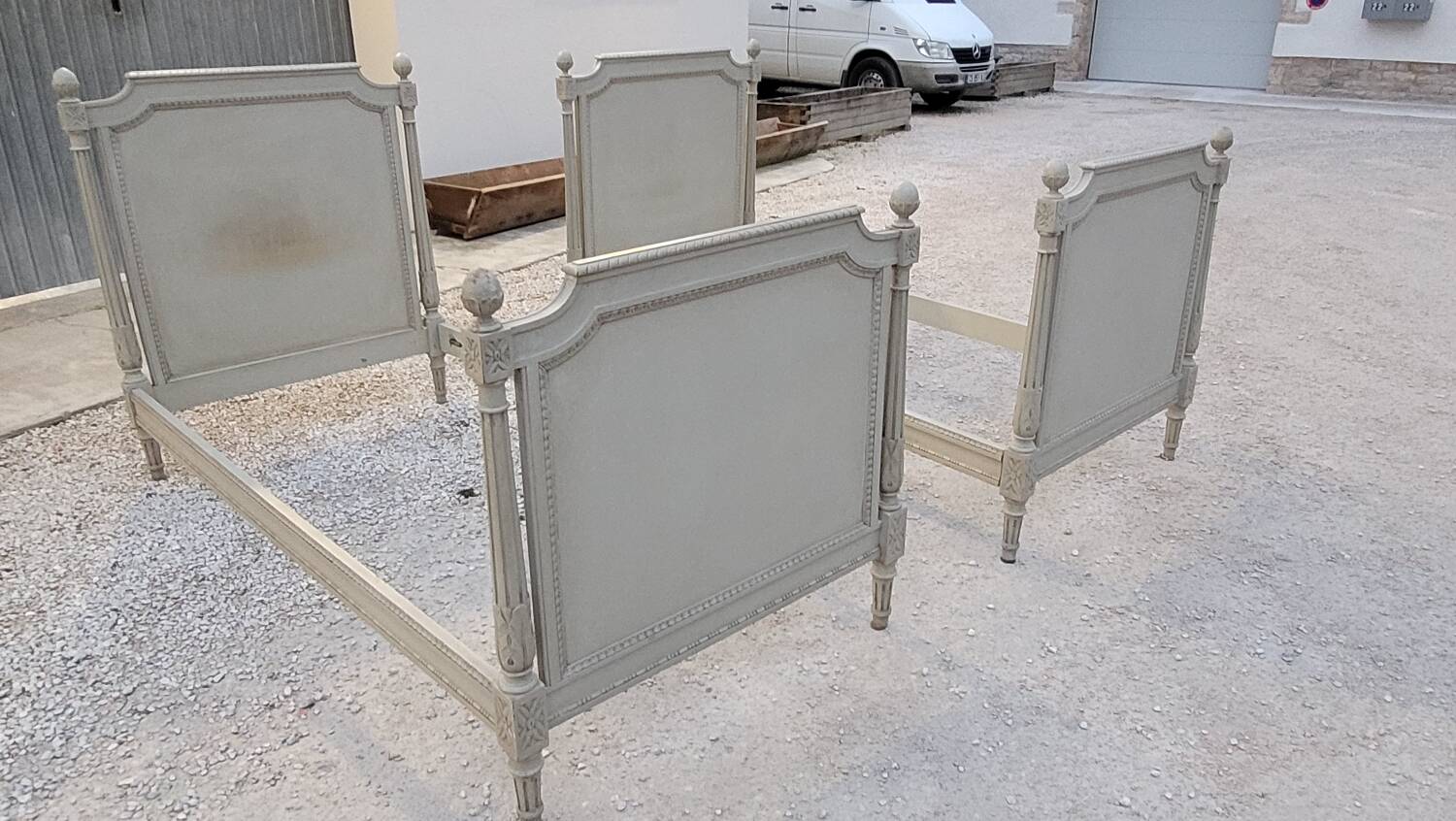 Pair of antique Louis XVI style beds with patina - 1900s