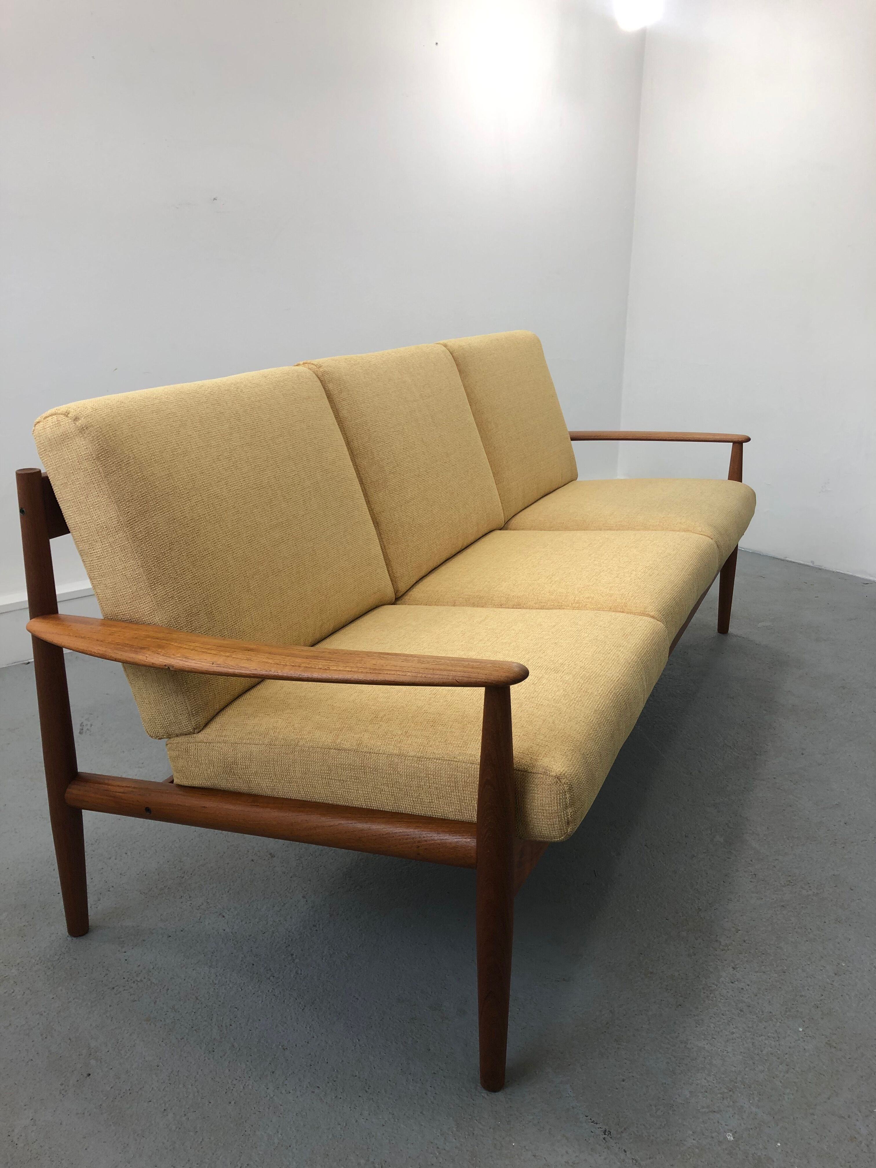 Danish teak sofa by Grete Jalk for France & SÃ¸n / France & Daverkosen