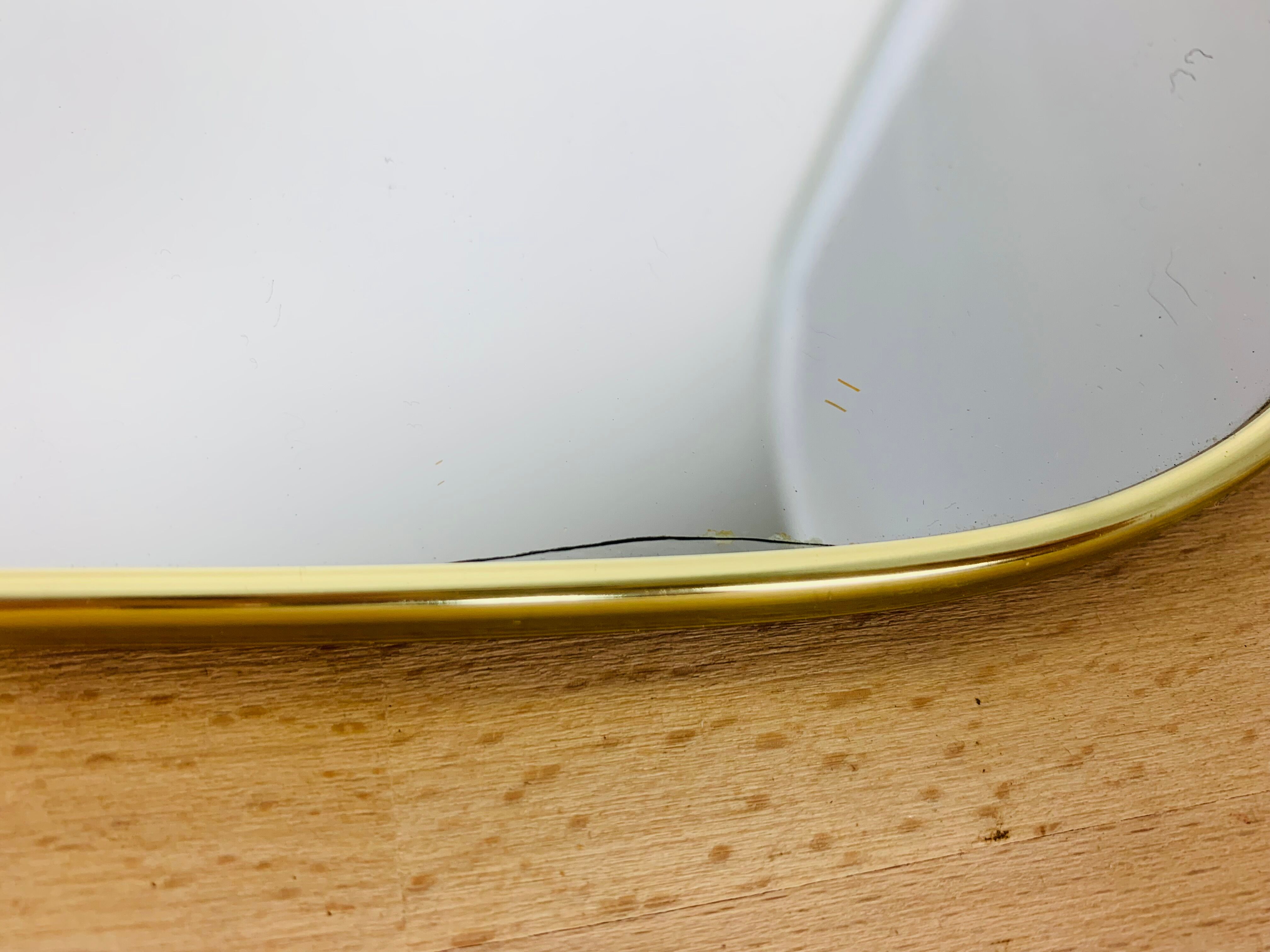 Mirror mirror 50s gold strapping