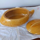 Fish tureen Sarreguemines France