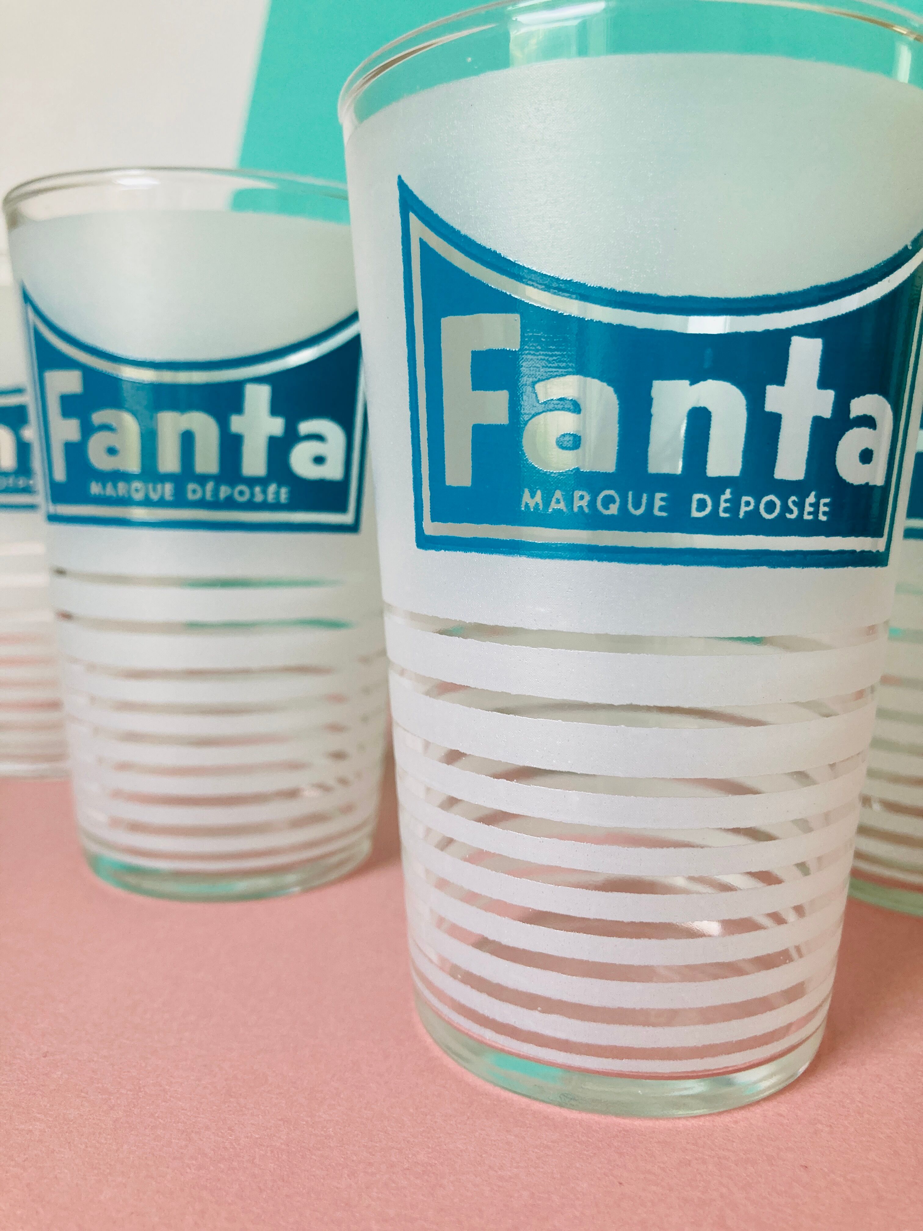 6 vintage glasses fanta white and blue