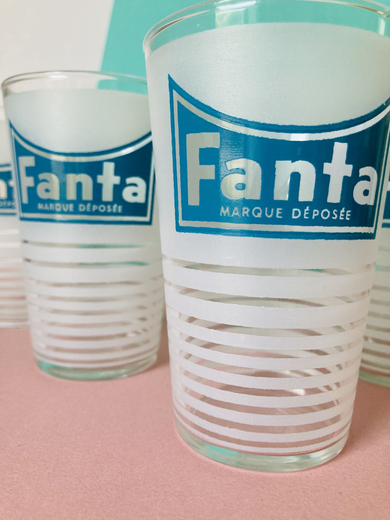 6 vintage glasses fanta white and blue