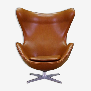 Fauteuil Egg by Arne Jacobsen