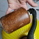 Lampe suspendue en verre nervuré jaune des années 1970