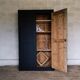 Armoire parisienne