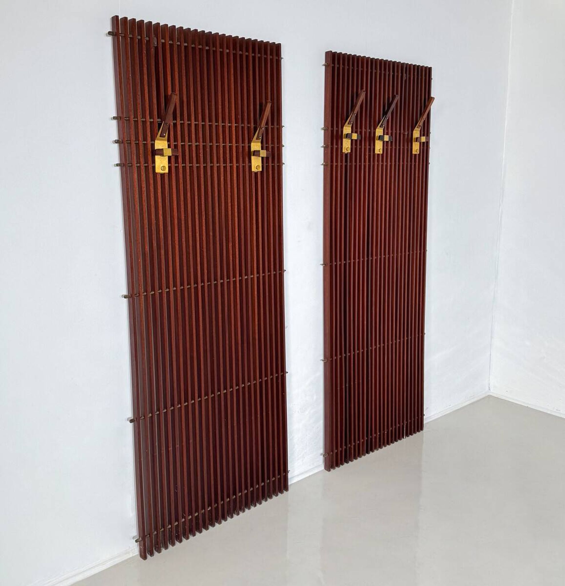 Modular coat rack in wood and brass, Italy, 1950s